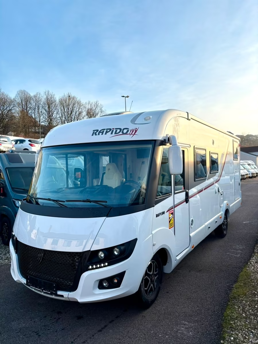 Rapido 866 F